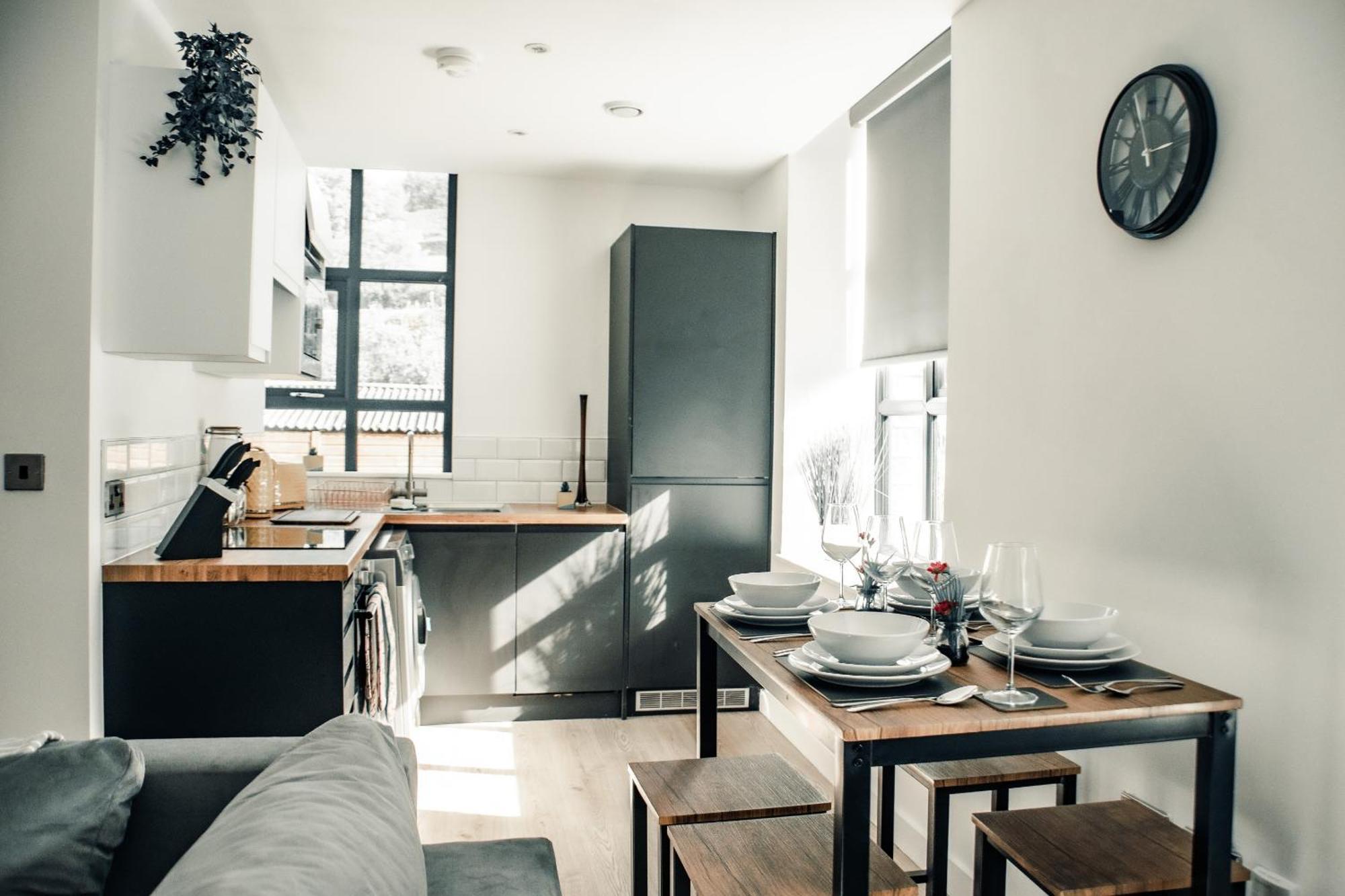 2-Bedroom With Breathtaking Views In Holmfirth Village, Huddersfield Ruang foto